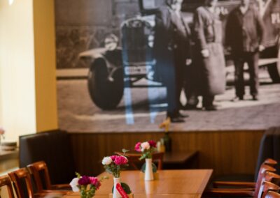 Interiér Restaurace a pivnice Záložna, pohled na fotografii